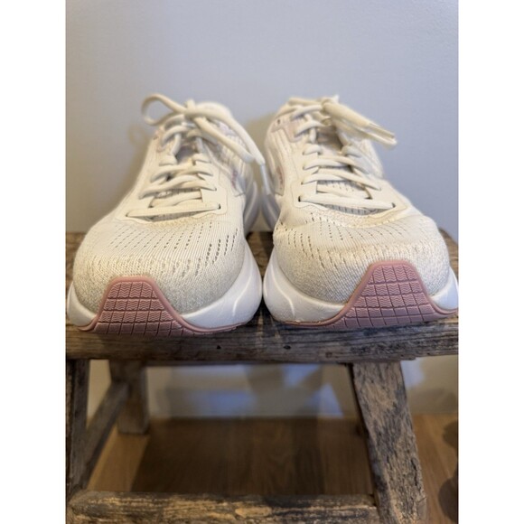 Size 9  Brooks Ghost Max 2 Wide Coconut Milk Zephyr W Running Near Mint - Picture 3 of 16